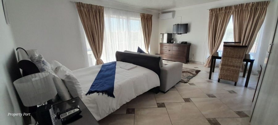 14 Bedroom Property for Sale in St Michaels On Sea KwaZulu-Natal