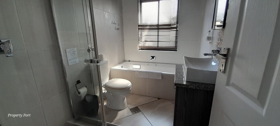 14 Bedroom Property for Sale in St Michaels On Sea KwaZulu-Natal