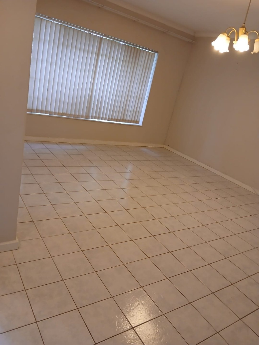 3 Bedroom Property for Sale in Aviary Hill KwaZulu-Natal