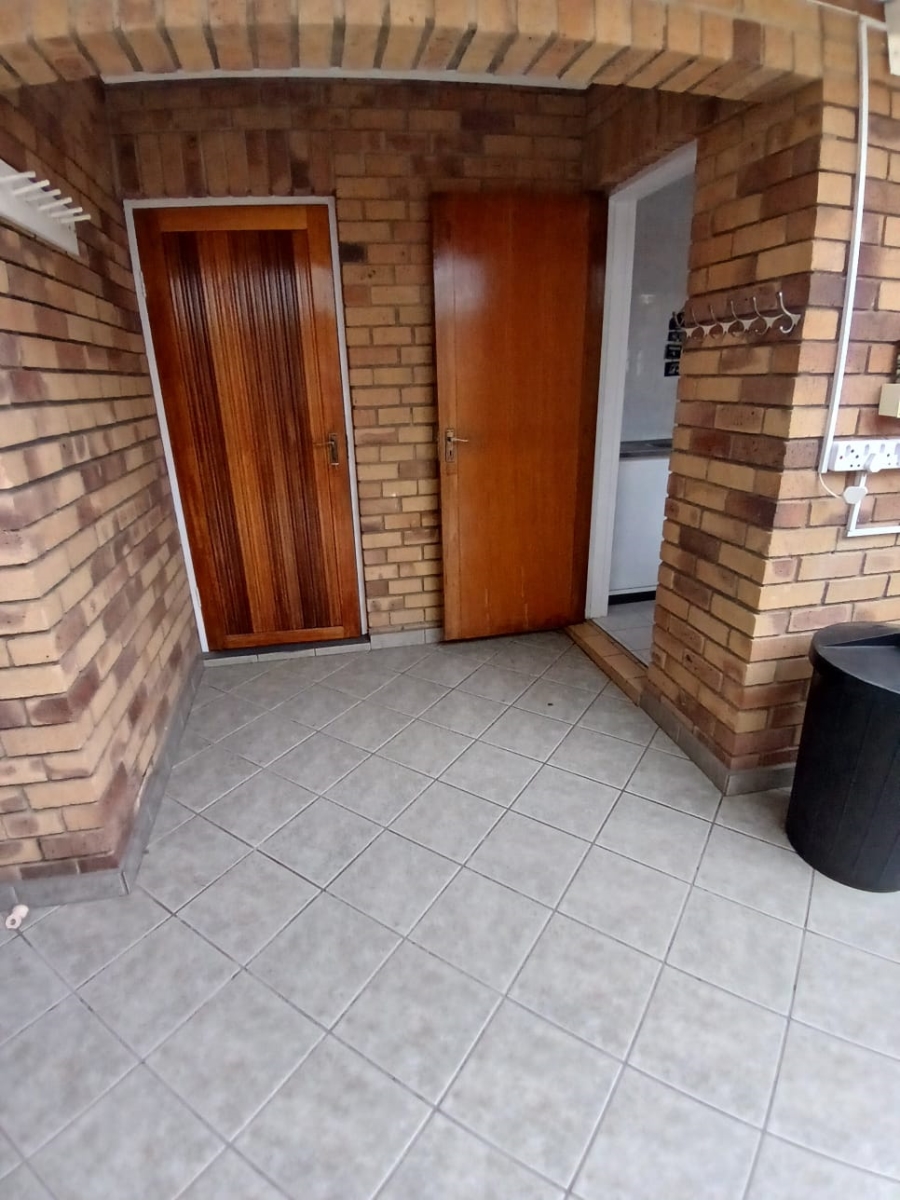 3 Bedroom Property for Sale in Aviary Hill KwaZulu-Natal
