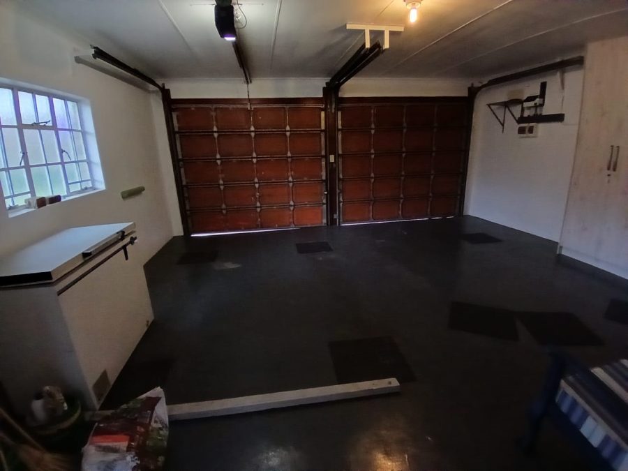 3 Bedroom Property for Sale in Aviary Hill KwaZulu-Natal