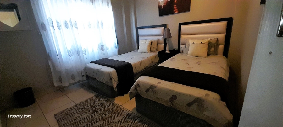 3 Bedroom Property for Sale in Uvongo KwaZulu-Natal
