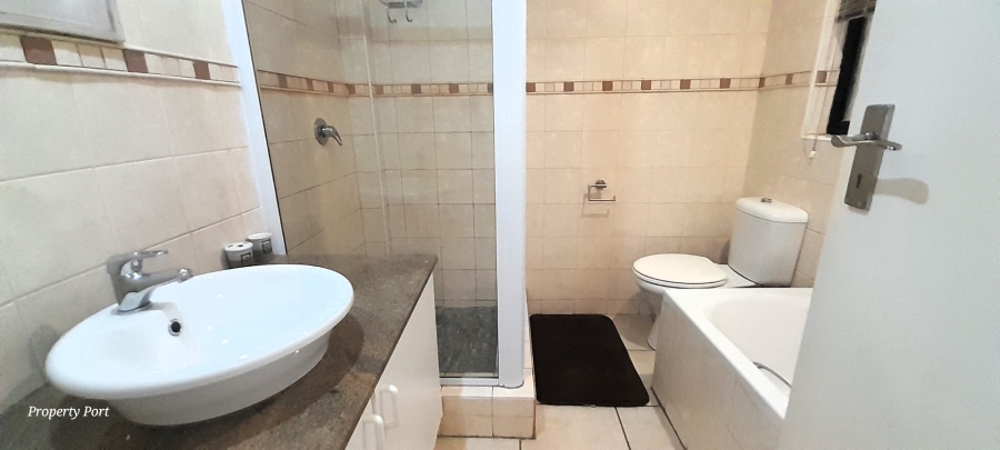 3 Bedroom Property for Sale in Uvongo KwaZulu-Natal
