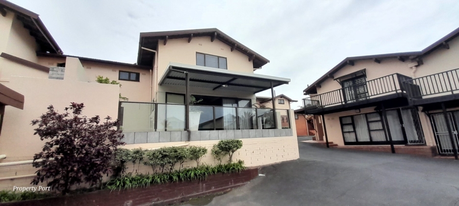 3 Bedroom Property for Sale in Uvongo KwaZulu-Natal