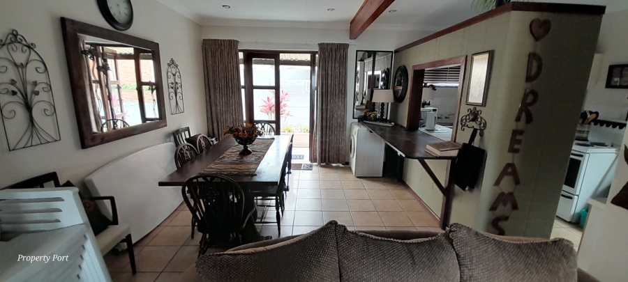 3 Bedroom Property for Sale in Uvongo KwaZulu-Natal