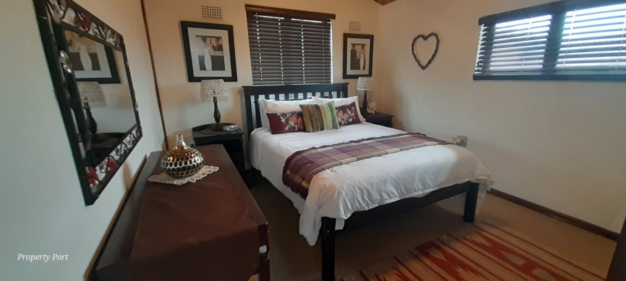 3 Bedroom Property for Sale in Uvongo KwaZulu-Natal