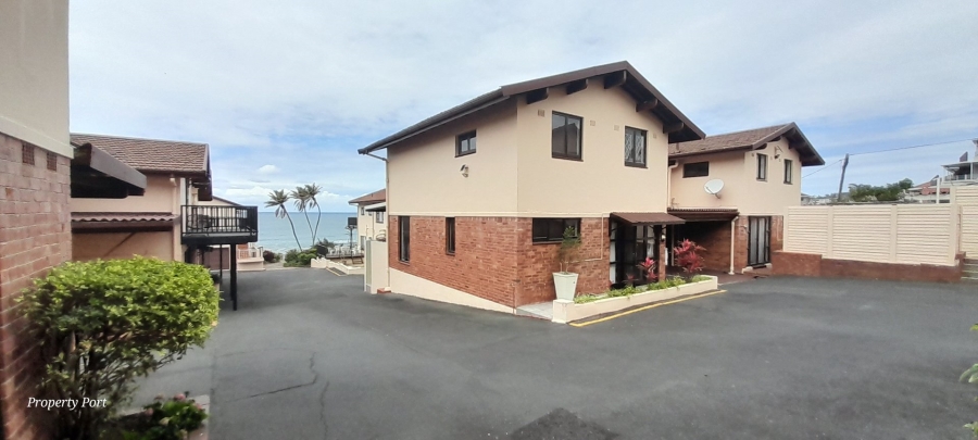 3 Bedroom Property for Sale in Uvongo KwaZulu-Natal