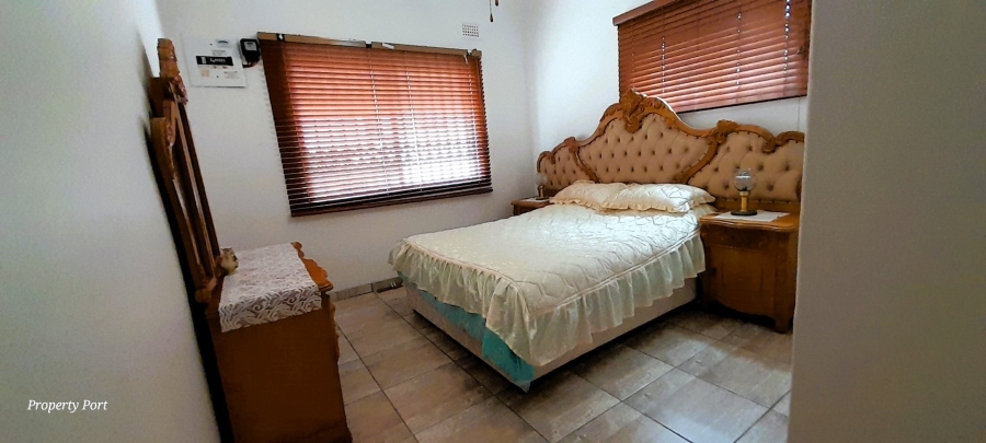 3 Bedroom Property for Sale in Uvongo KwaZulu-Natal
