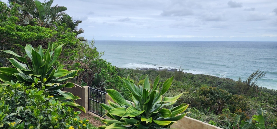 4 Bedroom Property for Sale in Umtentweni KwaZulu-Natal