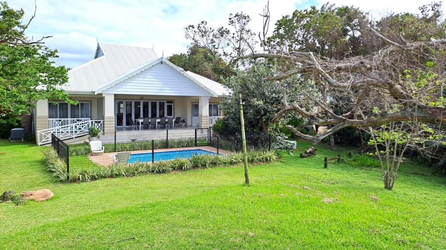 6 Bedroom Property for Sale in Port Edward KwaZulu-Natal