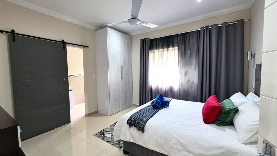 6 Bedroom Property for Sale in Port Edward KwaZulu-Natal