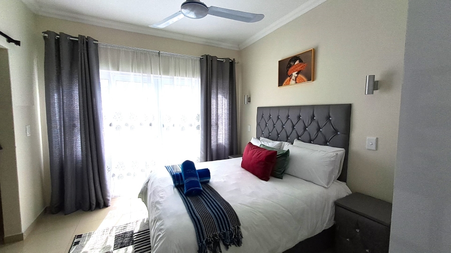 6 Bedroom Property for Sale in Port Edward KwaZulu-Natal