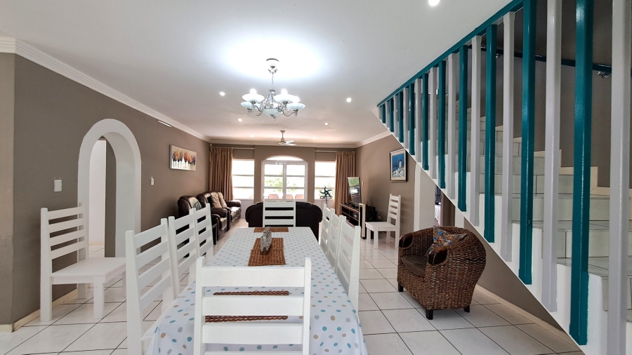 4 Bedroom Property for Sale in Port Edward KwaZulu-Natal