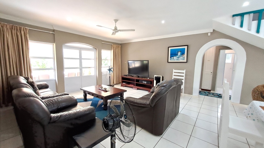 4 Bedroom Property for Sale in Port Edward KwaZulu-Natal
