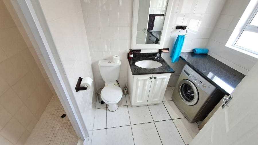 4 Bedroom Property for Sale in Port Edward KwaZulu-Natal