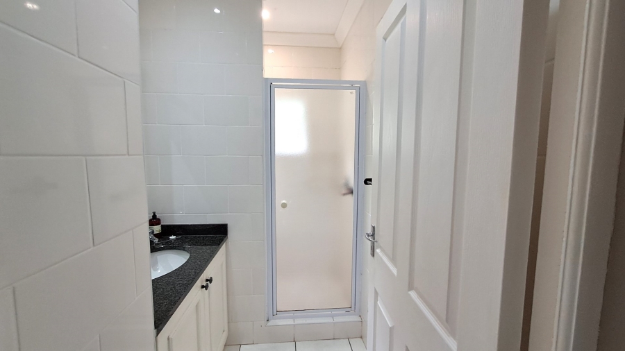 4 Bedroom Property for Sale in Port Edward KwaZulu-Natal