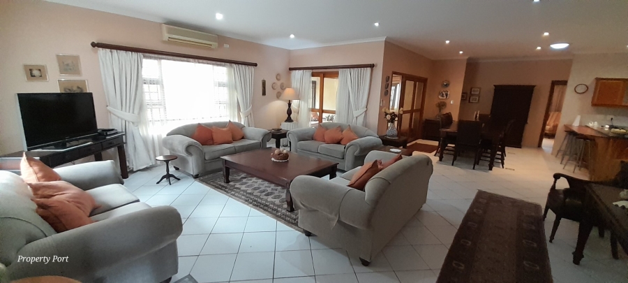3 Bedroom Property for Sale in Uvongo KwaZulu-Natal