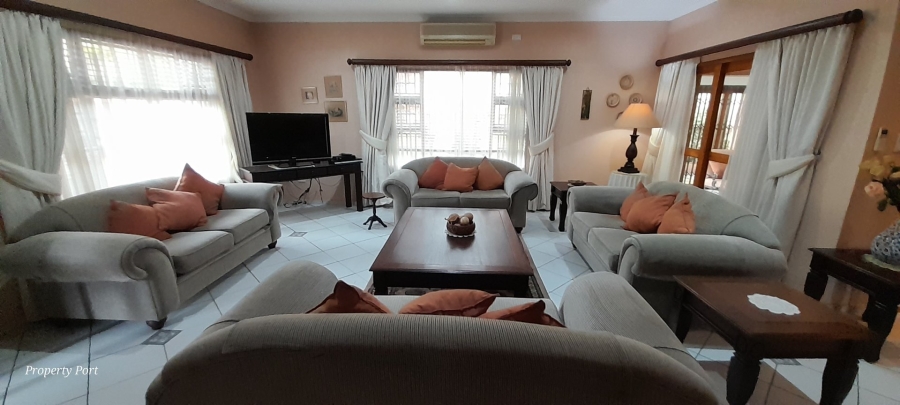 3 Bedroom Property for Sale in Uvongo KwaZulu-Natal