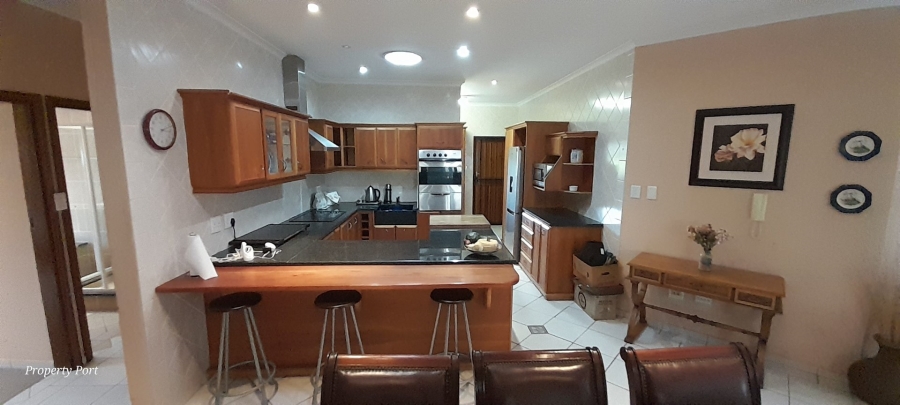 3 Bedroom Property for Sale in Uvongo KwaZulu-Natal