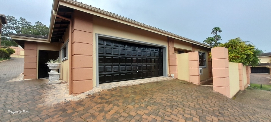3 Bedroom Property for Sale in Uvongo KwaZulu-Natal