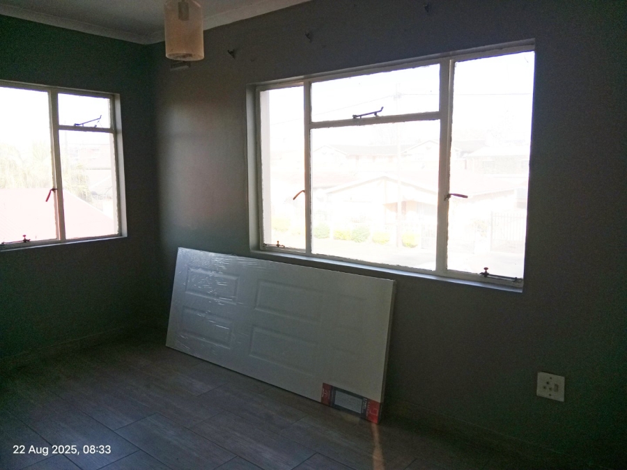 4 Bedroom Property for Sale in Raisethorpe KwaZulu-Natal
