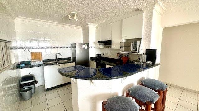 3 Bedroom Property for Sale in Uvongo KwaZulu-Natal