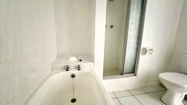3 Bedroom Property for Sale in Uvongo KwaZulu-Natal