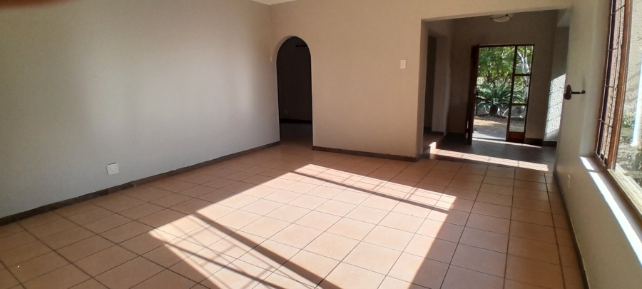 4 Bedroom Property for Sale in Umtentweni KwaZulu-Natal