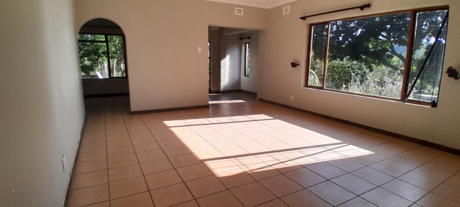 4 Bedroom Property for Sale in Umtentweni KwaZulu-Natal