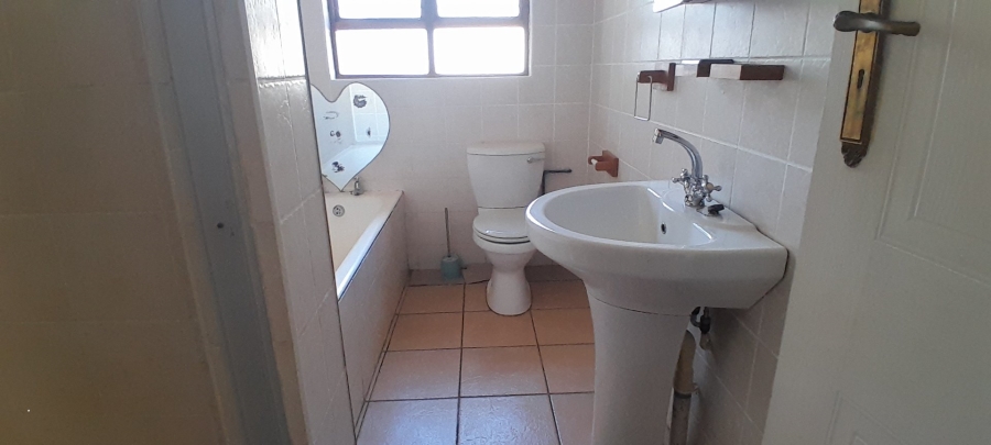 4 Bedroom Property for Sale in Umtentweni KwaZulu-Natal