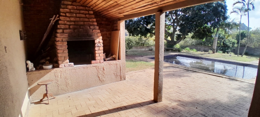 4 Bedroom Property for Sale in Umtentweni KwaZulu-Natal