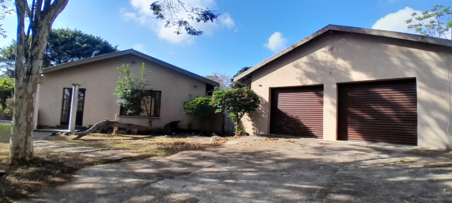 4 Bedroom Property for Sale in Umtentweni KwaZulu-Natal