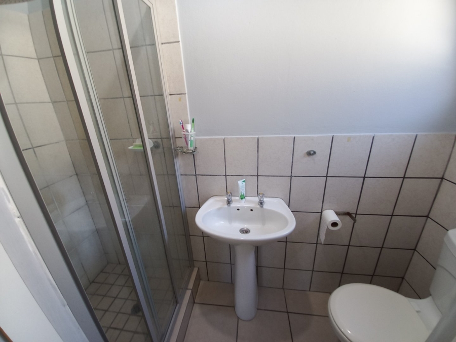 2 Bedroom Property for Sale in Umtentweni KwaZulu-Natal