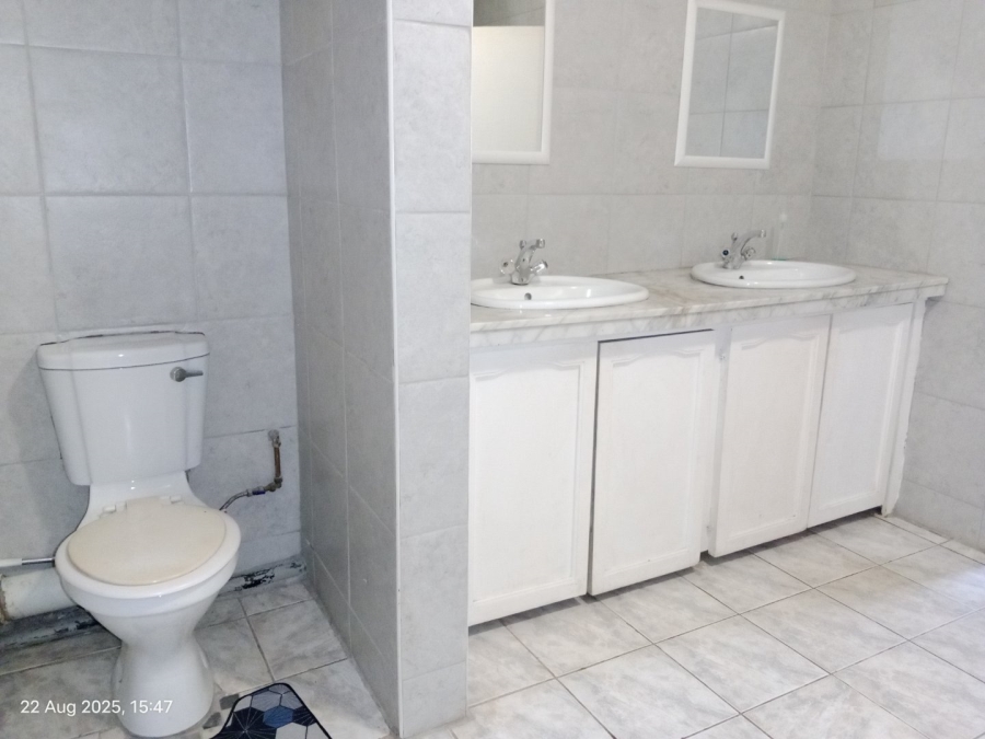 4 Bedroom Property for Sale in Blackridge KwaZulu-Natal
