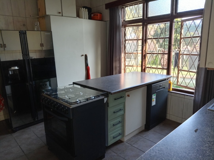 4 Bedroom Property for Sale in Manaba Beach KwaZulu-Natal