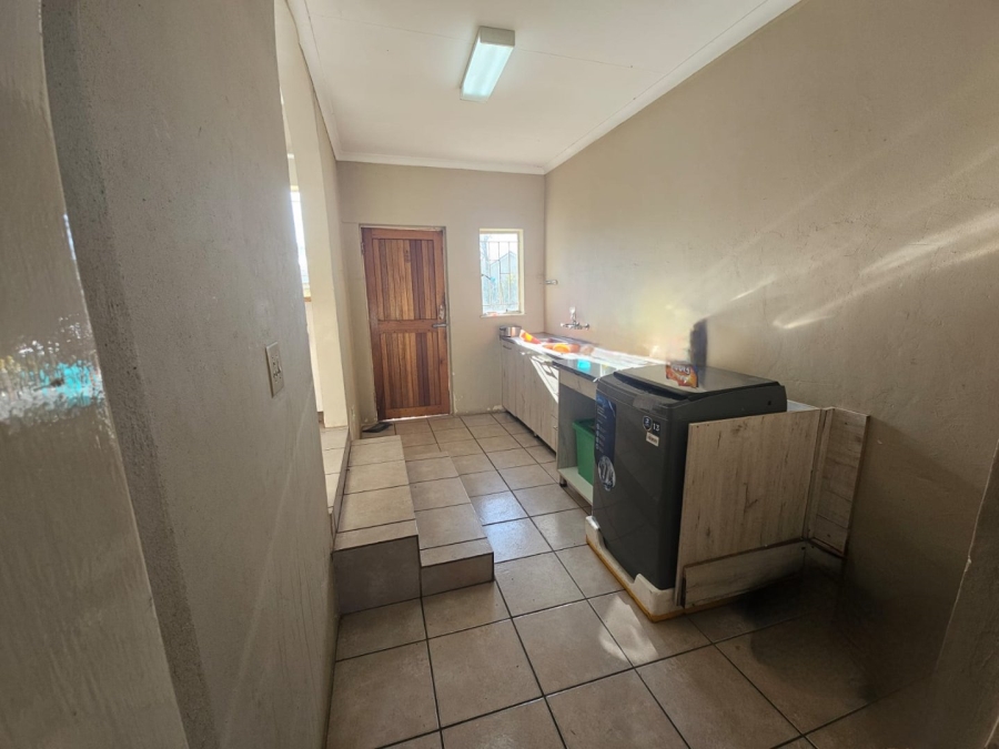 4 Bedroom Property for Sale in Pioneer Park KwaZulu-Natal