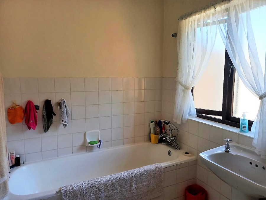 2 Bedroom Property for Sale in Shelly Beach KwaZulu-Natal