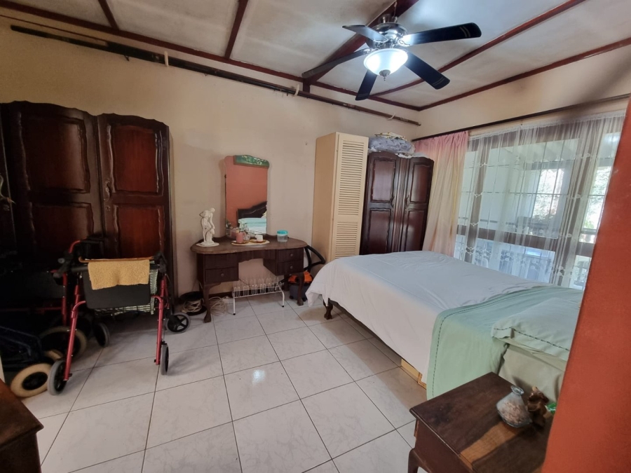 3 Bedroom Property for Sale in Hibberdene KwaZulu-Natal