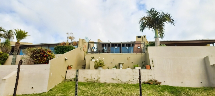 3 Bedroom Property for Sale in Hibberdene KwaZulu-Natal