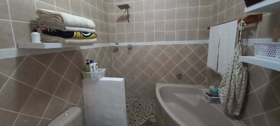 3 Bedroom Property for Sale in Hibberdene KwaZulu-Natal