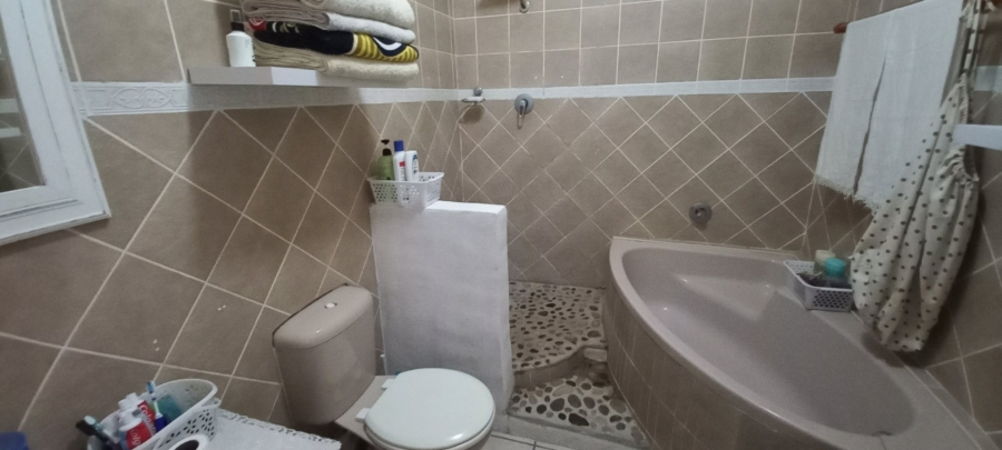 3 Bedroom Property for Sale in Hibberdene KwaZulu-Natal