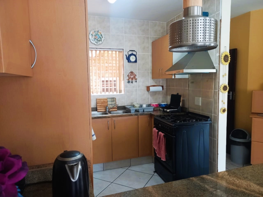 3 Bedroom Property for Sale in Uvongo KwaZulu-Natal