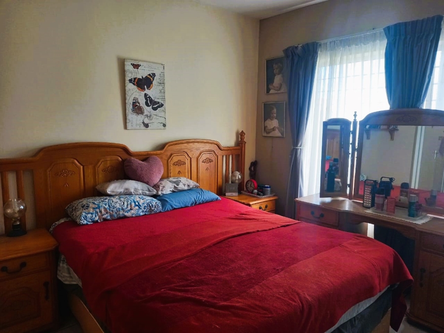 3 Bedroom Property for Sale in Uvongo KwaZulu-Natal