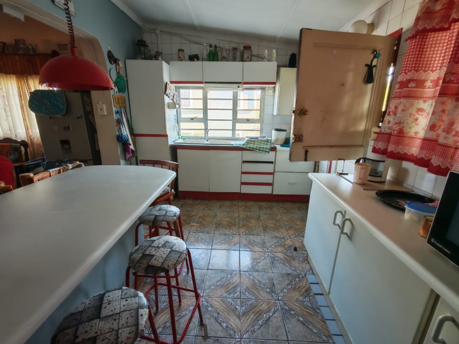 6 Bedroom Property for Sale in Catalina Bay KwaZulu-Natal