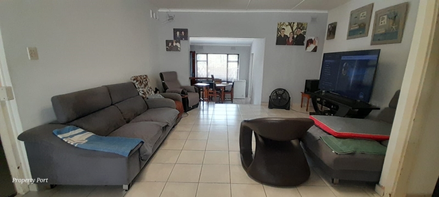 4 Bedroom Property for Sale in Southport KwaZulu-Natal