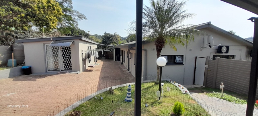 4 Bedroom Property for Sale in Southport KwaZulu-Natal