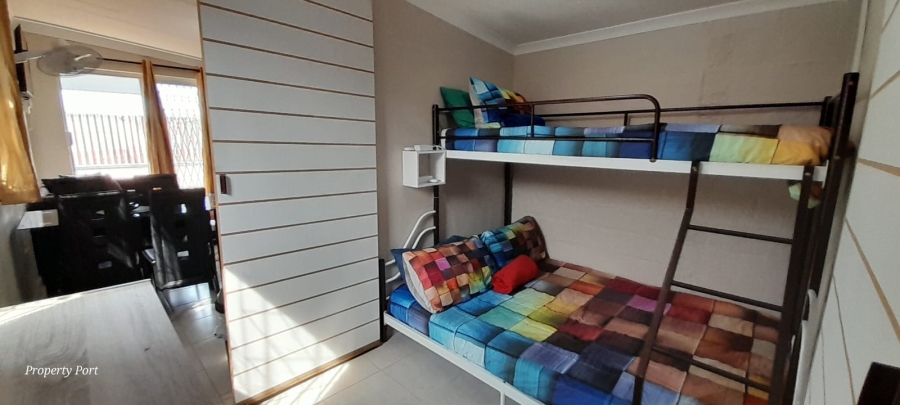 4 Bedroom Property for Sale in Southport KwaZulu-Natal