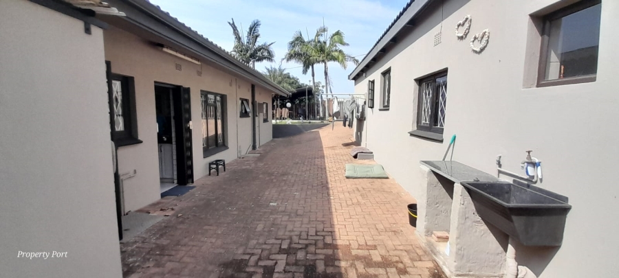 4 Bedroom Property for Sale in Southport KwaZulu-Natal