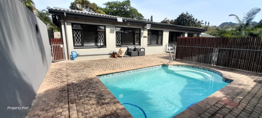 4 Bedroom Property for Sale in Southport KwaZulu-Natal