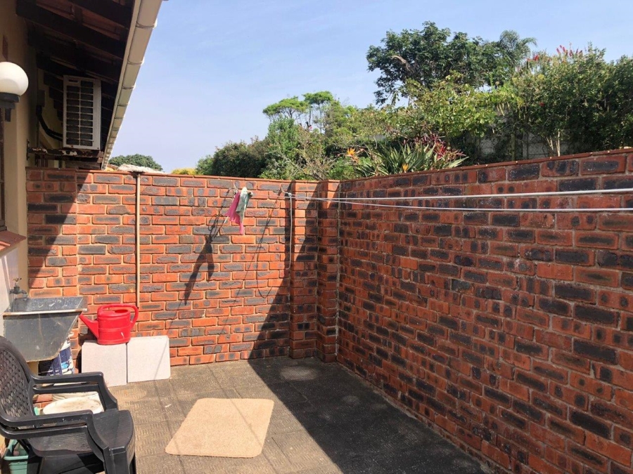3 Bedroom Property for Sale in Umtentweni KwaZulu-Natal